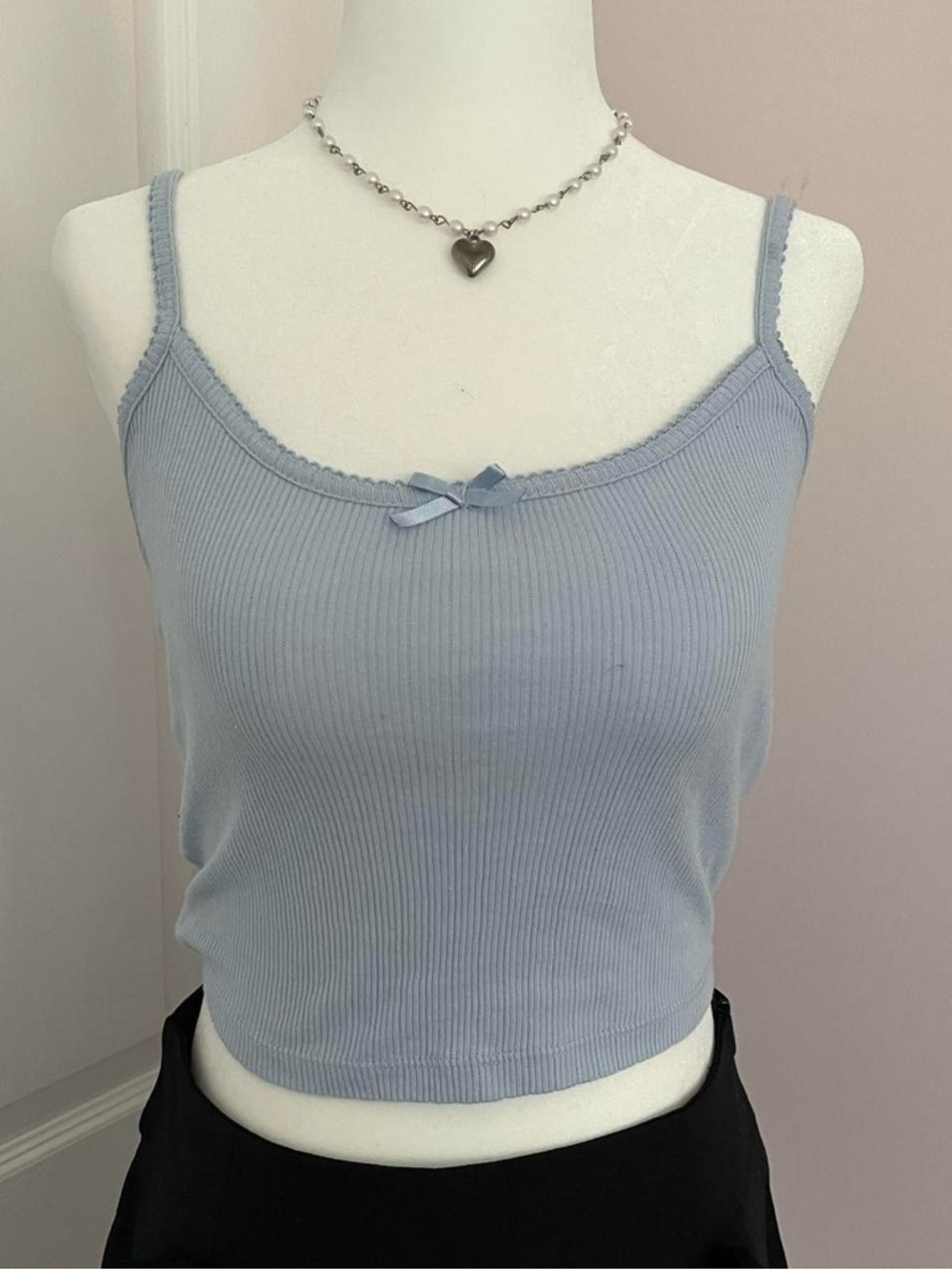 forever 21 cropped baby blue cami top w bow